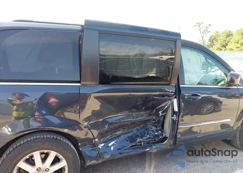 2014 Chrysler Town & Country Touring из США, поврежденный, VIN 2C4RC1BG5ER292918